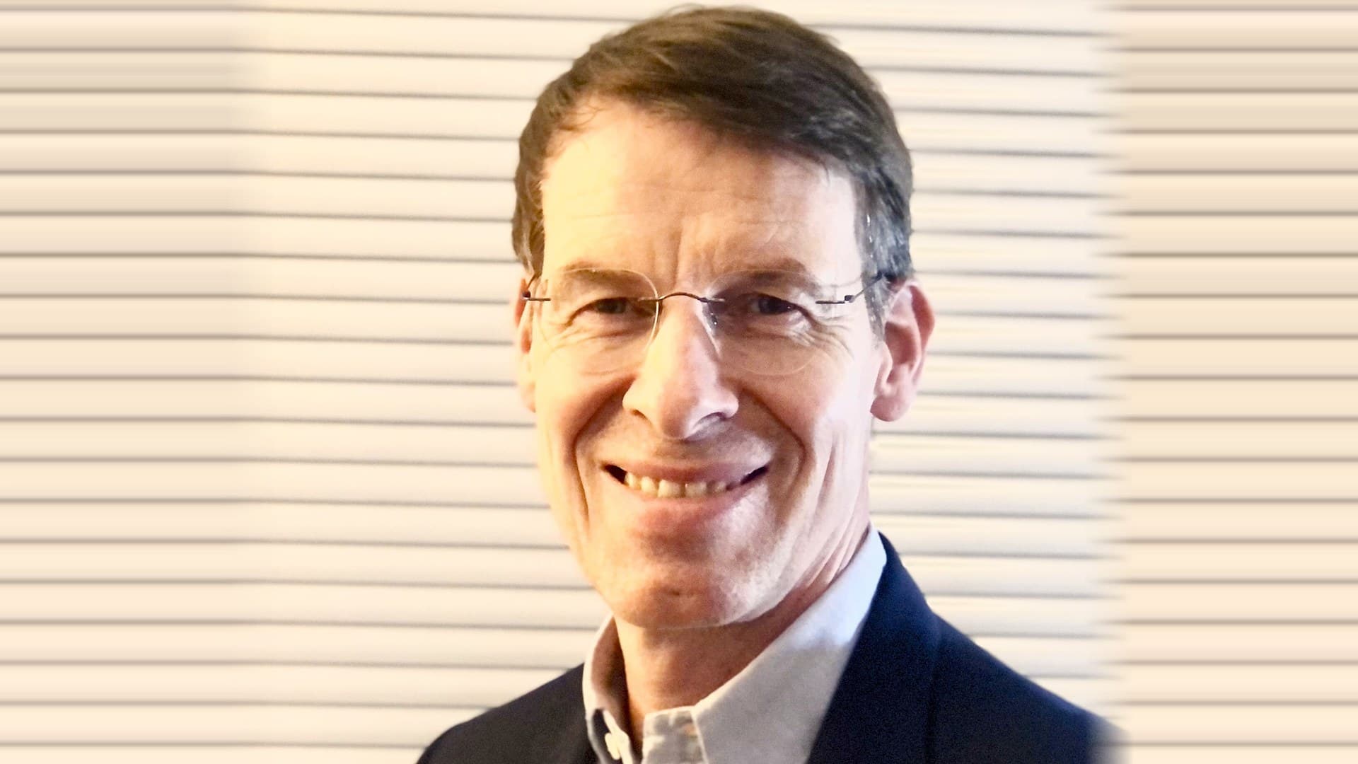 Alain Waltemath, Leiter Kundenservice bei EWE, über die Einführung von KI im Kundenservice
